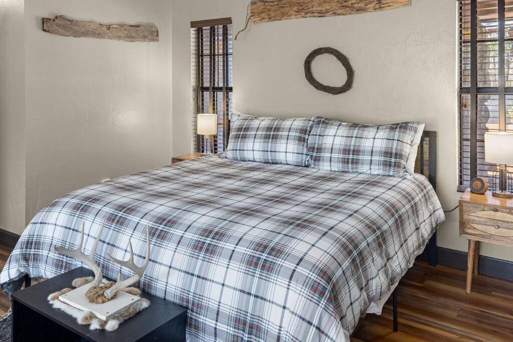 Stonegate Lodge Bear'S Den Kitchen, Pool, Firepit, Wifi ,Smart Tvs Eureka Springs Dış mekan fotoğraf